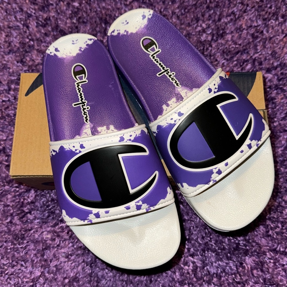 Champion IPO SURF &TURF SLIDES YOUTH 4 EU 36 NWT Purple